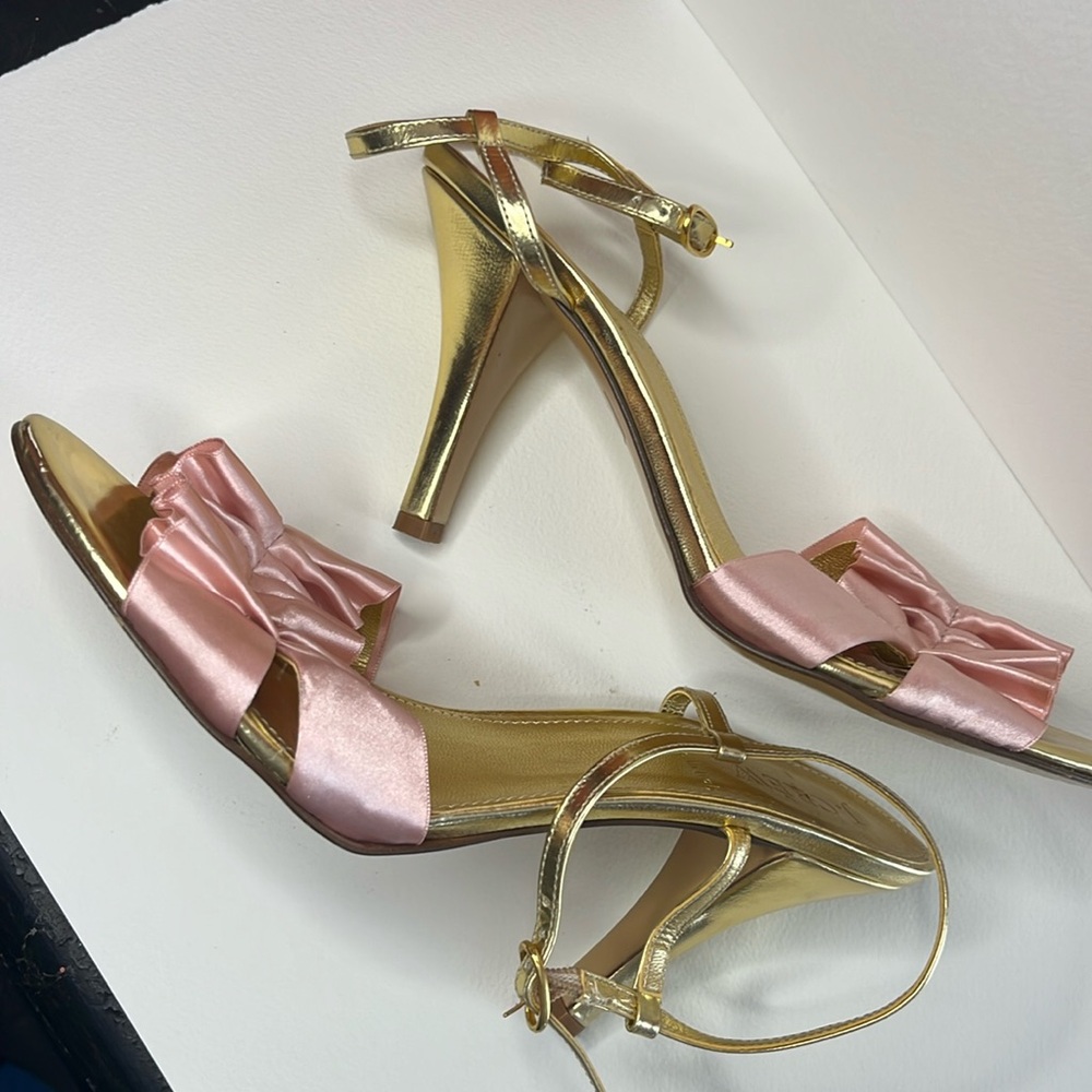 JCrew Greer Pleated Satin Sandals 6
Leather Made in Italy